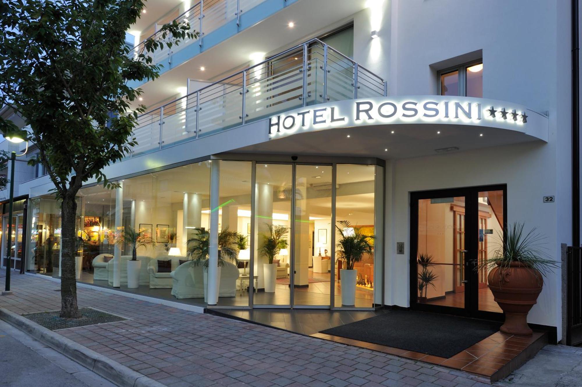 Hotel Rossini 4S Lignano Sabbiadoro Buitenkant foto